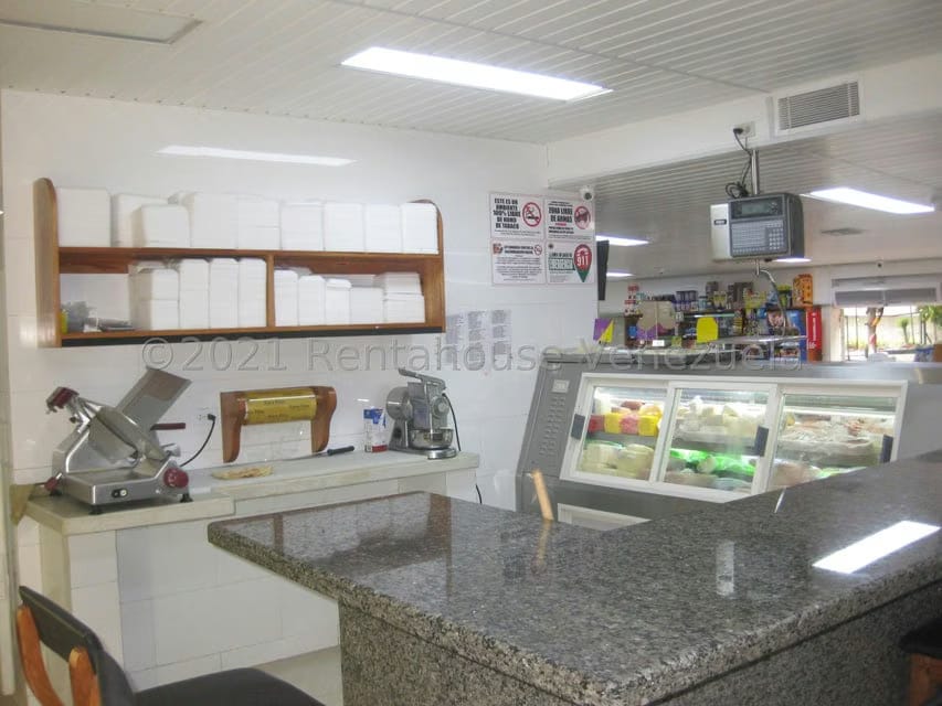 Negocios y Empresas (Alimentos y Bebidas) en Venta en Los Chaguaramos, Distrito Metropolitano - 9