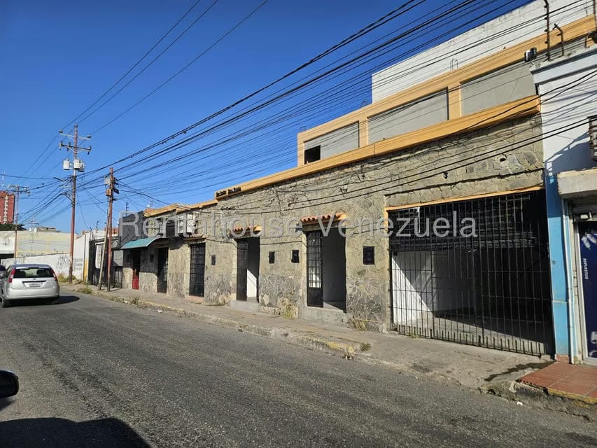 Comercial (Edificio) en Venta en Centro, Lara - 2