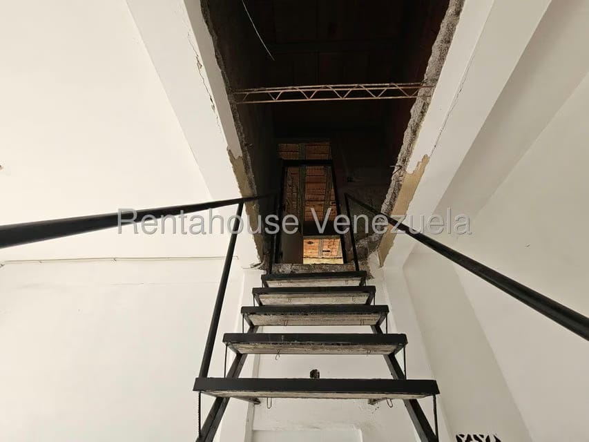 Comercial (Edificio) en Venta en Centro, Lara - 11