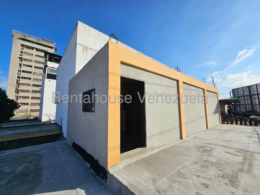 Comercial (Edificio) en Venta en Centro, Lara - 14