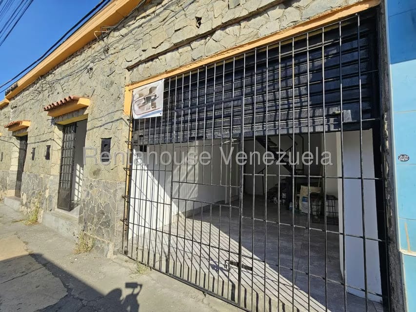 Comercial (Edificio) en Venta en Centro, Lara - 3