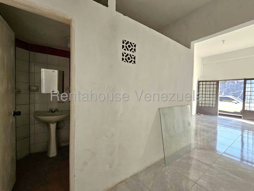 Comercial (Edificio) en Venta en Centro, Lara - 25