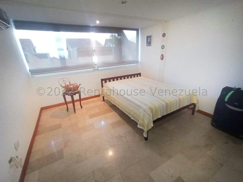 Townhouse (Multiples Niveles) en Venta en El Hatillo, Distrito Metropolitano - 20