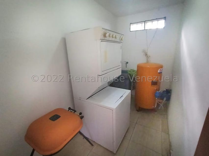 Townhouse (Multiples Niveles) en Venta en El Hatillo, Distrito Metropolitano - 21