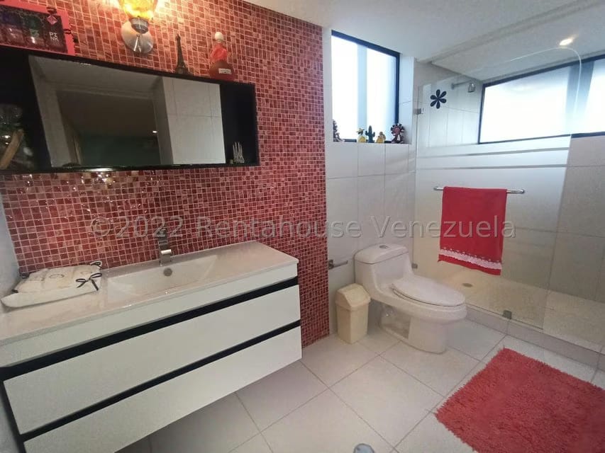 Townhouse (Multiples Niveles) en Venta en El Hatillo, Distrito Metropolitano - 9