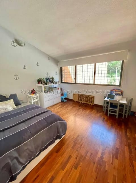 Casa (Multipes Niveles) en Venta en El Hatillo, Distrito Metropolitano - 26