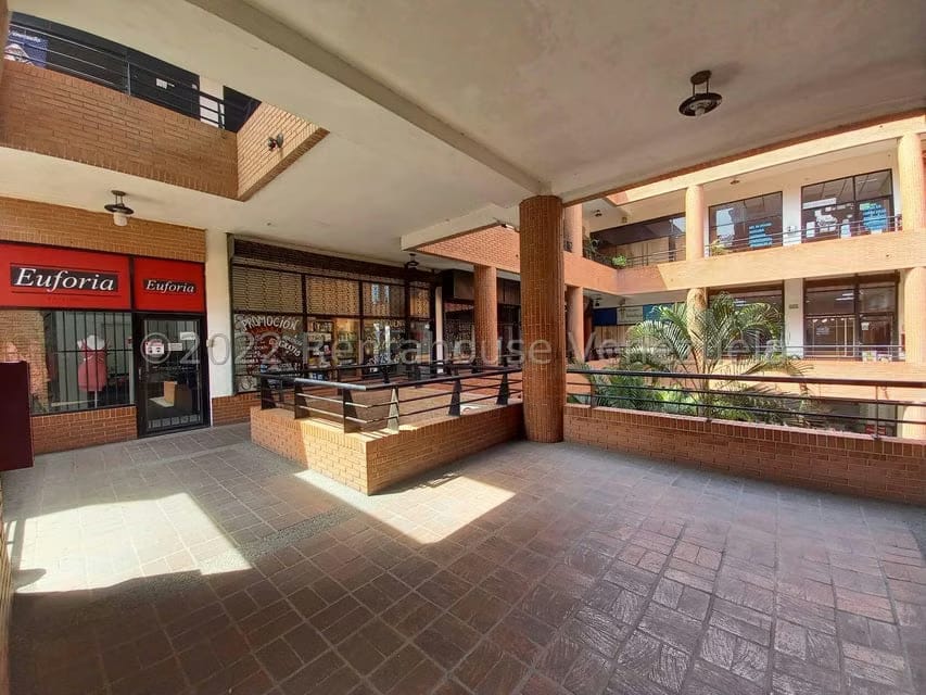 Comercial (Edificio) en Venta en La Atlantida, Vargas - 16
