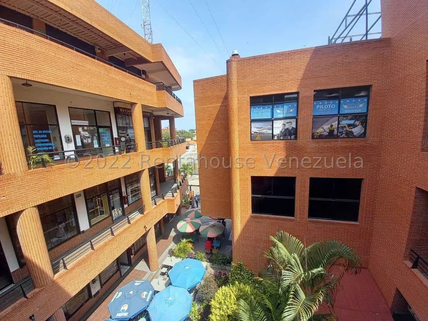 Comercial (Edificio) en Venta en La Atlantida, Vargas - 26