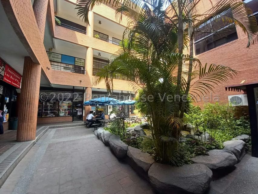 Comercial (Edificio) en Venta en La Atlantida, Vargas - 44