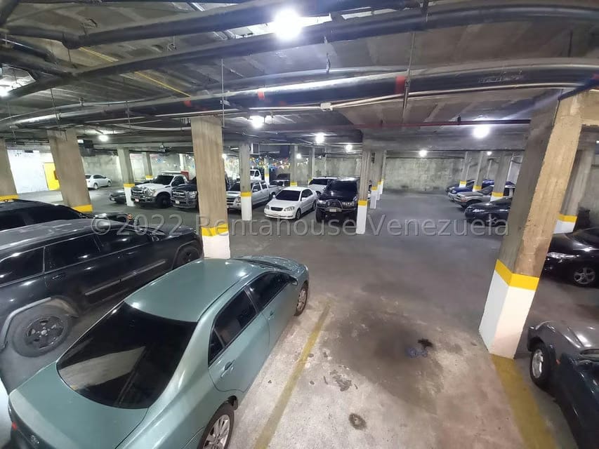 Comercial (Edificio) en Venta en La Atlantida, Vargas - 57