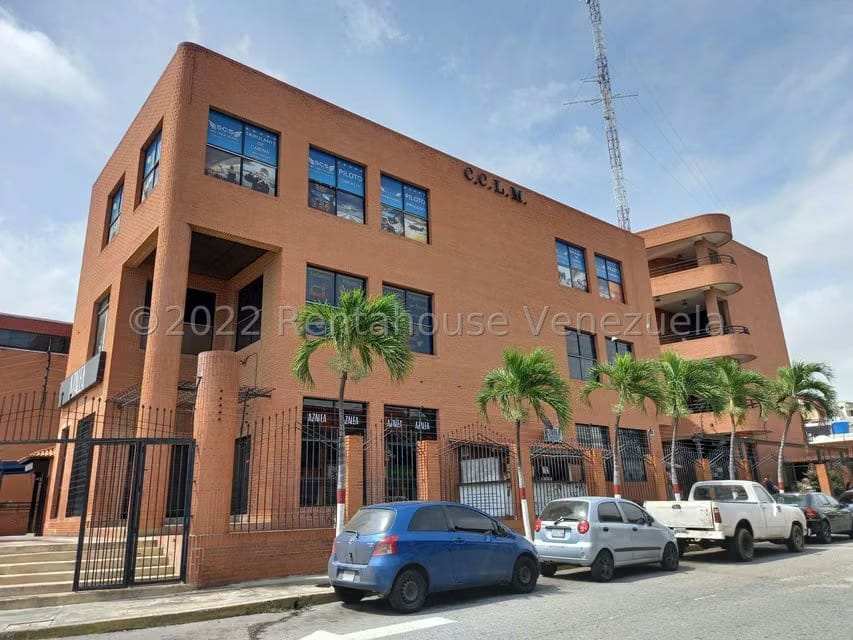 Comercial (Edificio) en Venta en La Atlantida, Vargas - 63