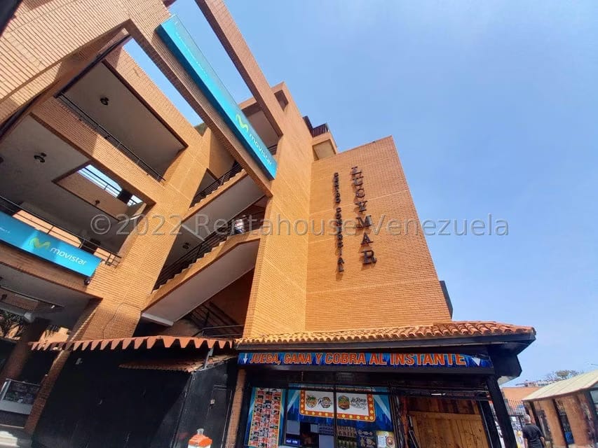 Comercial (Edificio) en Venta en La Atlantida, Vargas - 66