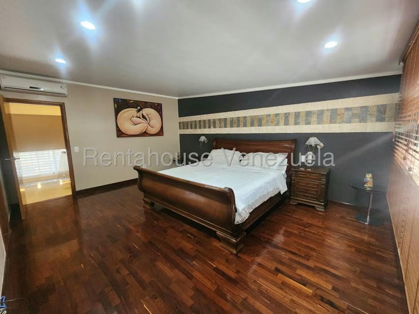 Casa (Multipes Niveles) en Venta en El Marques, Distrito Metropolitano - 11