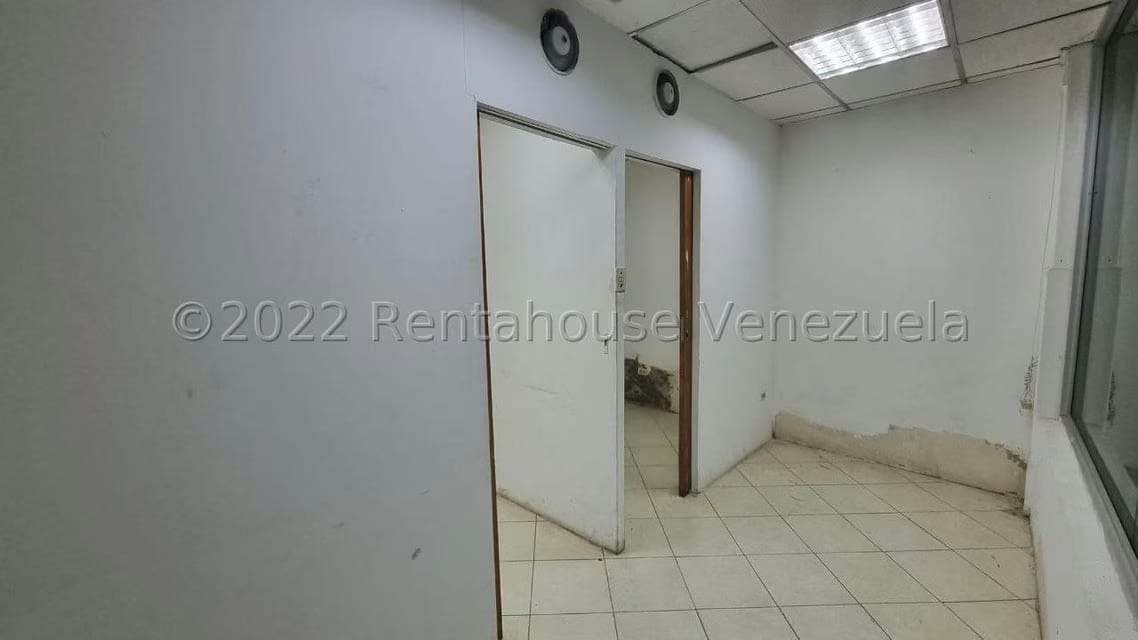 Comercial (Edificio) en Venta en Centro, Lara - 17