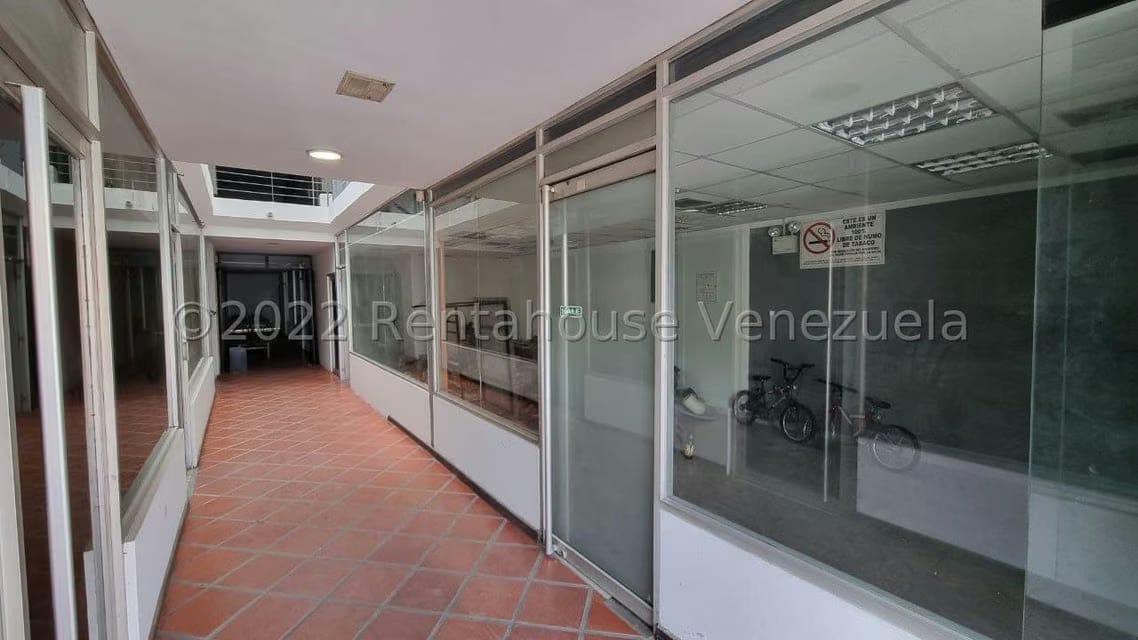 Comercial (Edificio) en Venta en Centro, Lara - 5