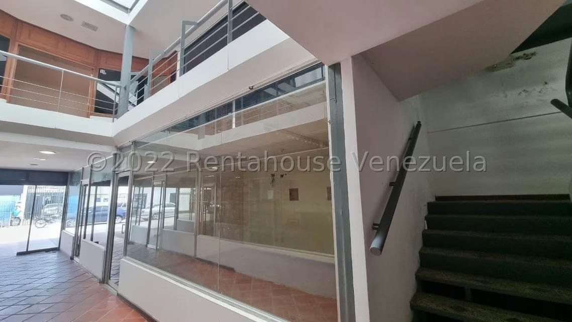 Comercial (Edificio) en Venta en Centro, Lara - 6