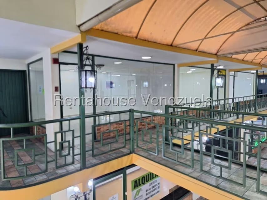 Comercial (Local Comercial) en Alquiler en Avenida Bolivar Norte, Carabobo