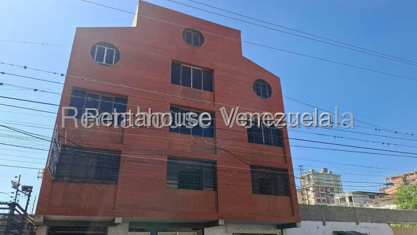 Comercial (Oficina) en Alquiler en Centro, Lara - 2
