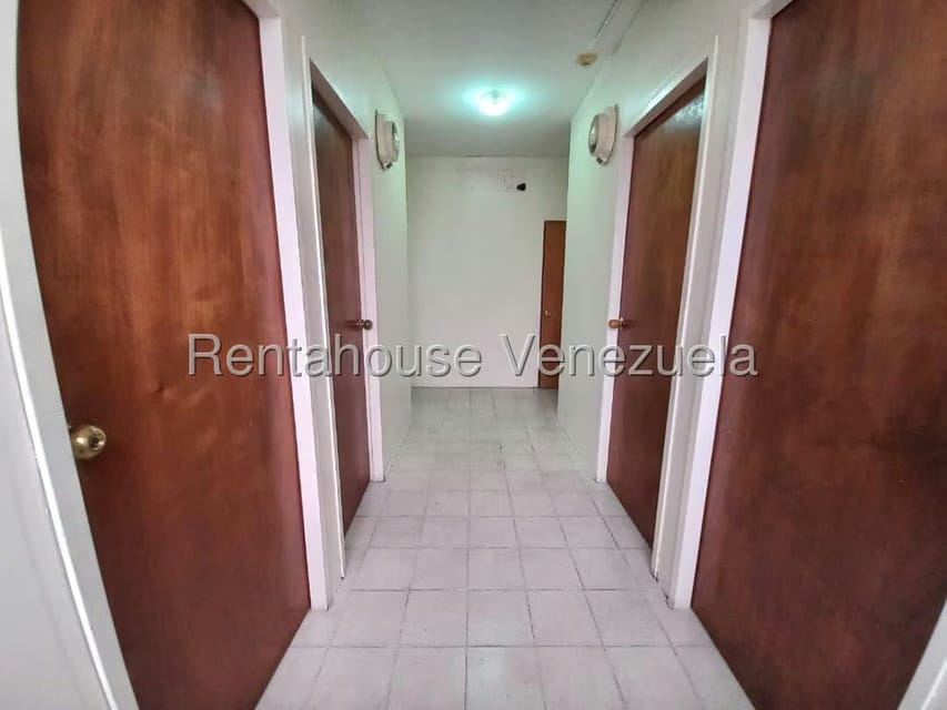 Comercial (Oficina) en Alquiler en Centro, Lara - 15