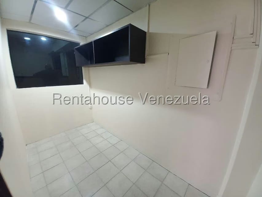 Comercial (Oficina) en Alquiler en Centro, Lara - 17