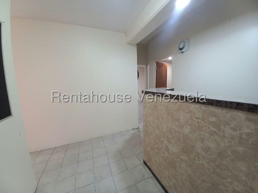 Comercial (Oficina) en Alquiler en Centro, Lara - 3