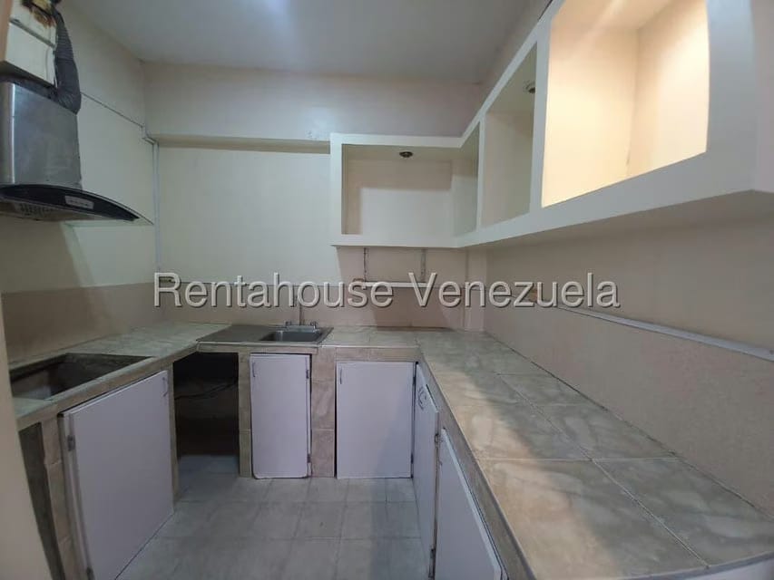 Comercial (Oficina) en Alquiler en Centro, Lara - 21