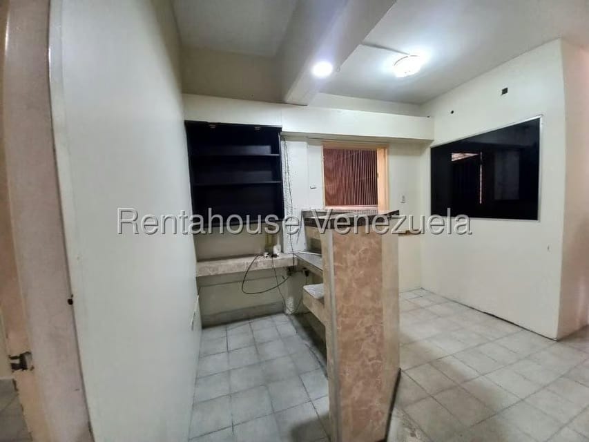 Comercial (Oficina) en Alquiler en Centro, Lara - 5