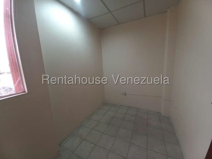 Comercial (Oficina) en Alquiler en Centro, Lara - 10