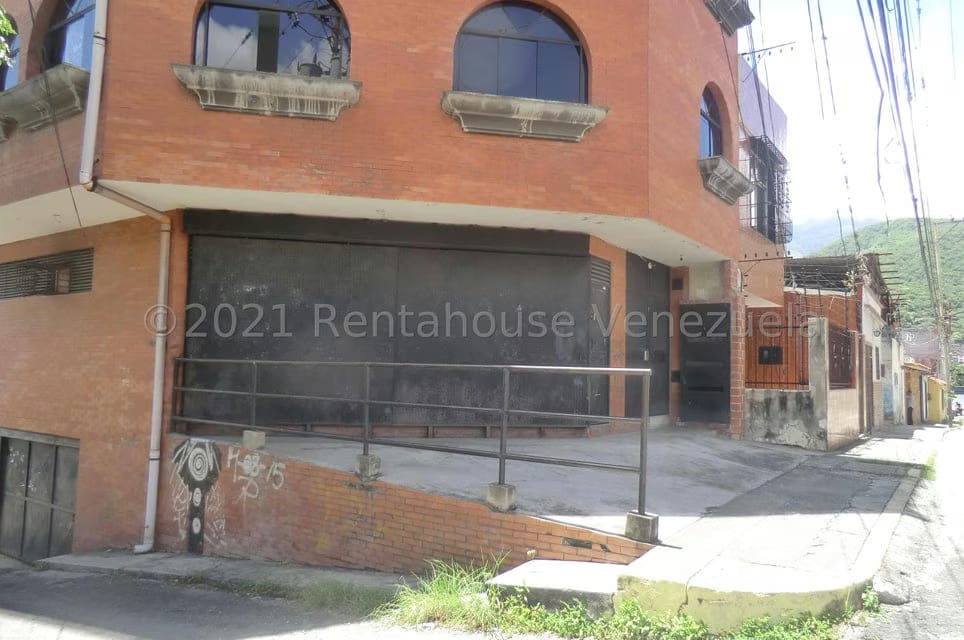 Casa (Multipes Niveles) en Alquiler en Guarenas, Miranda - 2