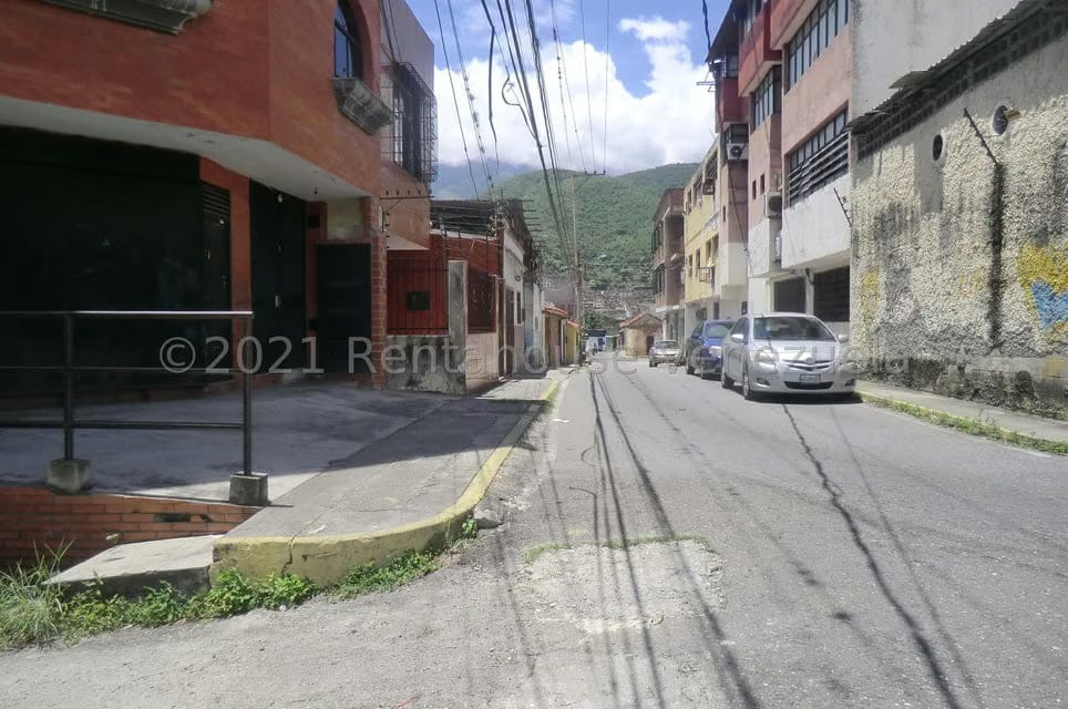 Casa (Multipes Niveles) en Alquiler en Guarenas, Miranda - 20