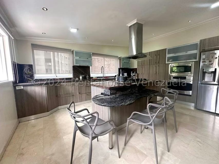 Casa (Multipes Niveles) en Venta en El Picacho, Miranda - 11