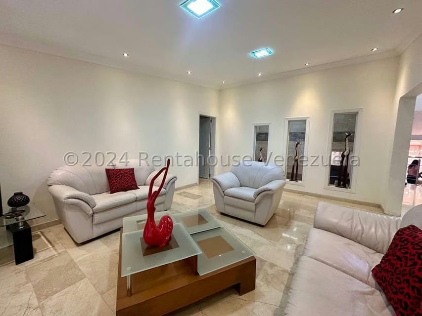 Casa (Multipes Niveles) en Venta en El Picacho, Miranda - 28
