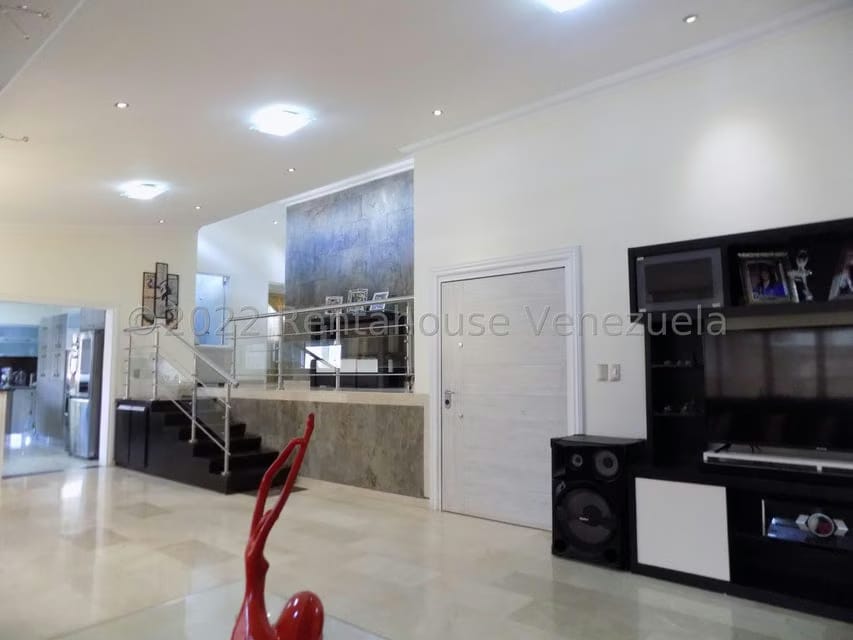 Casa (Multipes Niveles) en Venta en El Picacho, Miranda - 8