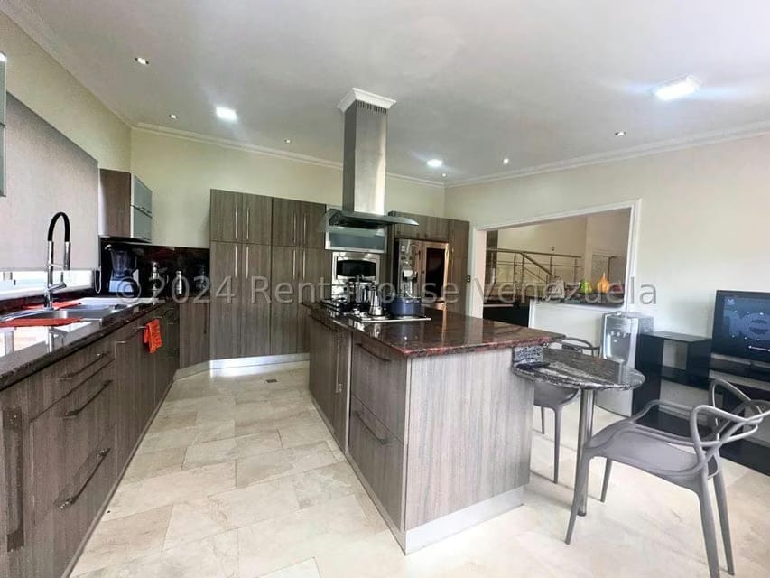 Casa (Multipes Niveles) en Venta en El Picacho, Miranda - 10