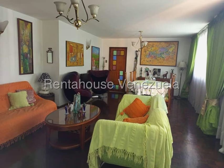 Apartamento (1 Nivel) en Venta en El Recreo, Distrito Metropolitano - 4