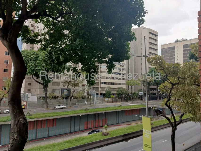 Apartamento (1 Nivel) en Venta en El Recreo, Distrito Metropolitano - 7