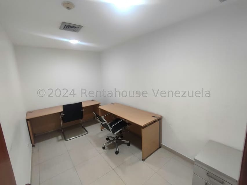 Comercial (Oficina) en Alquiler en Parroquia La Candelaria, Distrito Metropolitano - 4
