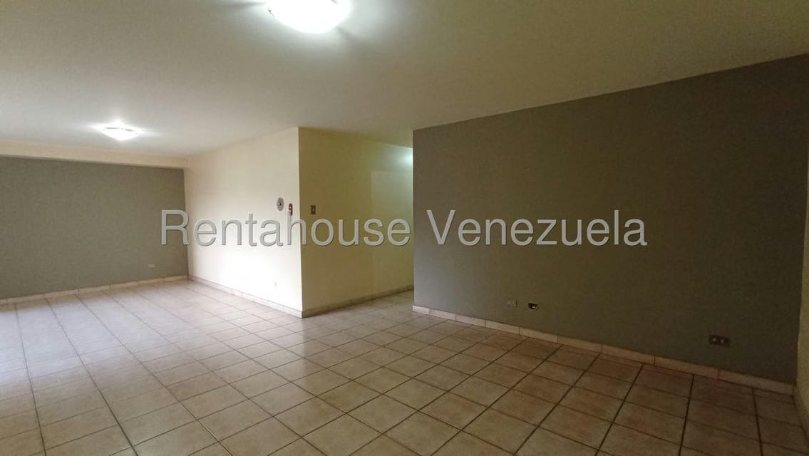 Apartamento (1 Nivel) en Alquiler en Andres Bello, Aragua - 11