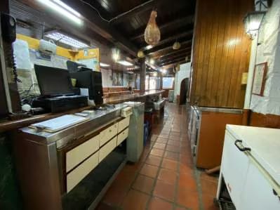 Local Restaurant en venta en la Avenida Fuerzas Armadas RD - 6