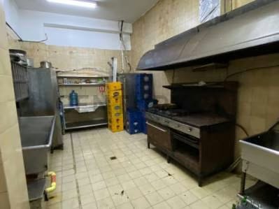 Local Restaurant en venta en la Avenida Fuerzas Armadas RD - 8