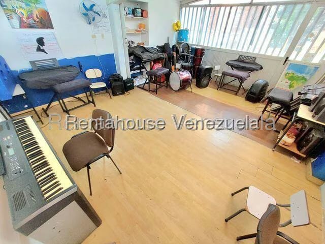 Negocios y Empresas (Educacion) en Venta en Montalban I, Distrito Metropolitano - 33