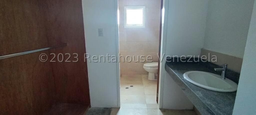 Apartamento (1 Nivel) en Venta en La Lagunita Country Club, Distrito Metropolitano - 23