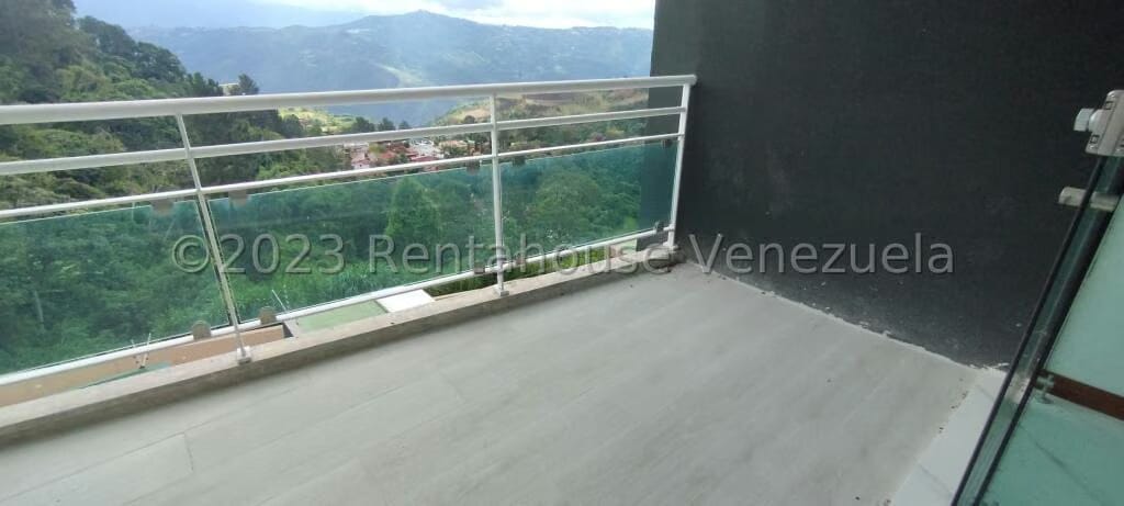 Apartamento (1 Nivel) en Venta en La Lagunita Country Club, Distrito Metropolitano - 30