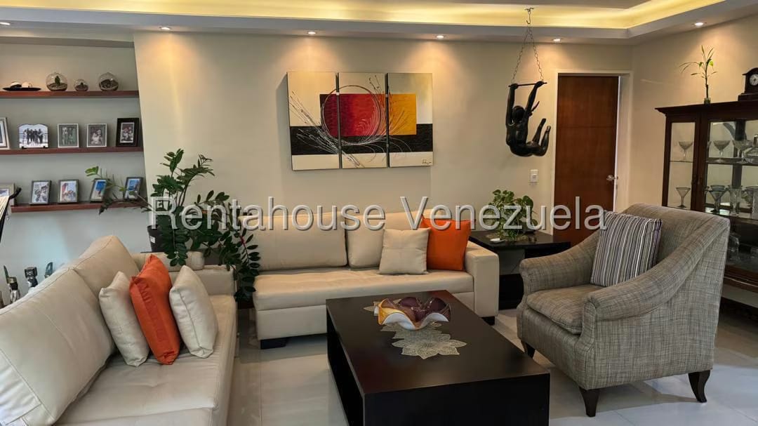 Apartamento (1 Nivel) en Venta en El Cigarral, Distrito Metropolitano - 12