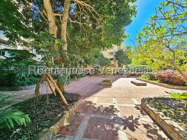 Apartamento (1 Nivel) en Venta en El Cigarral, Distrito Metropolitano - 29