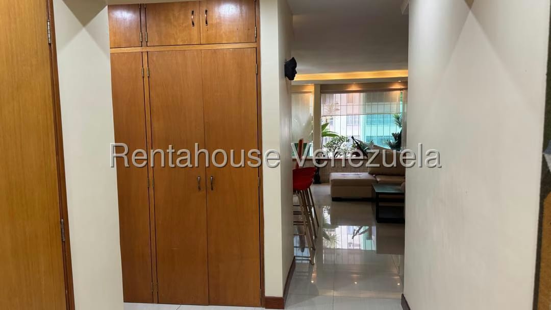Apartamento (1 Nivel) en Venta en El Cigarral, Distrito Metropolitano - 8