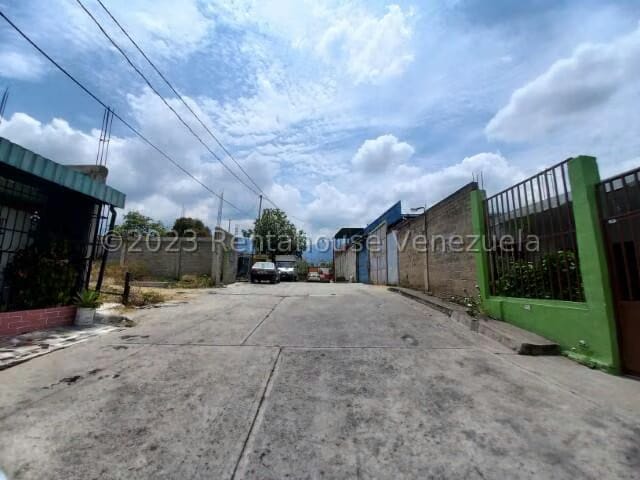Comercial (Galpon - Deposito) en Venta en El Ingenio, Miranda - 8