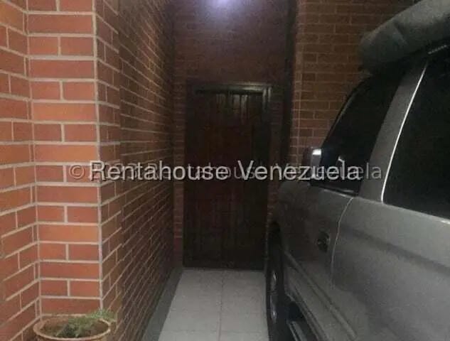 Comercial (Local Comercial) en Alquiler en Los Rosales, Distrito Metropolitano - 2