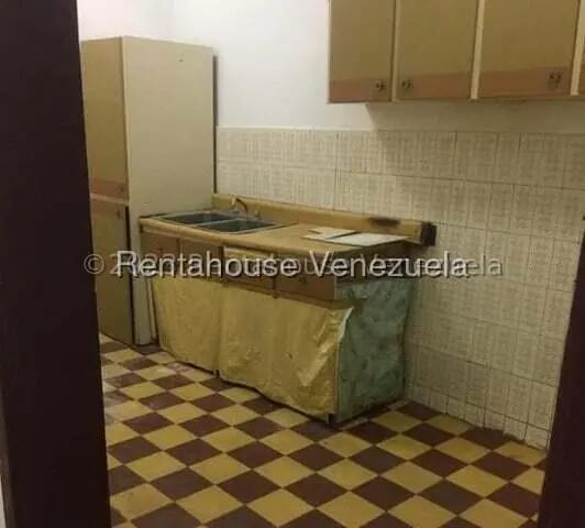 Comercial (Local Comercial) en Alquiler en Los Rosales, Distrito Metropolitano - 11