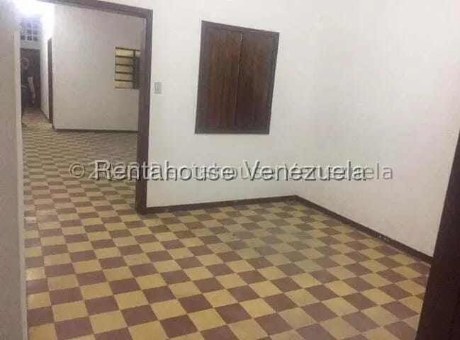 Comercial (Local Comercial) en Alquiler en Los Rosales, Distrito Metropolitano - 6